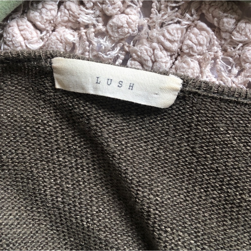 Sweater - Picture 3 of 3